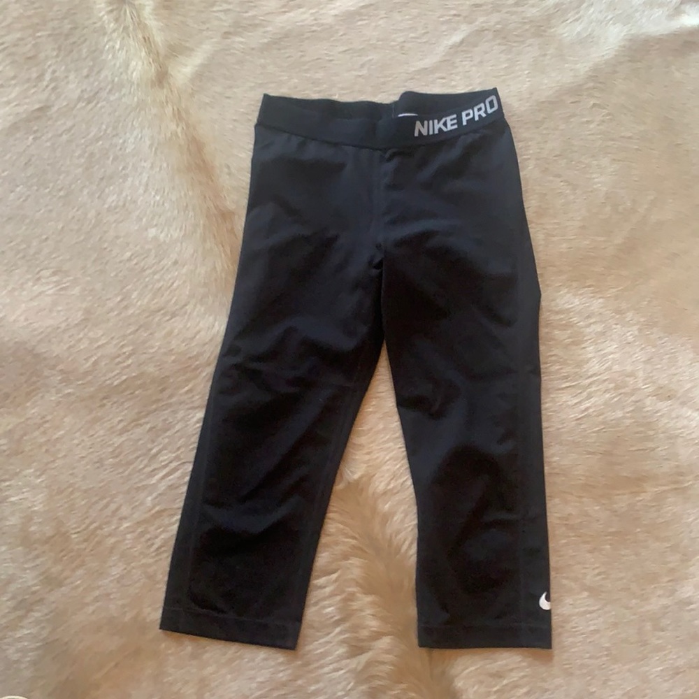 Nike dri fit capri tights
